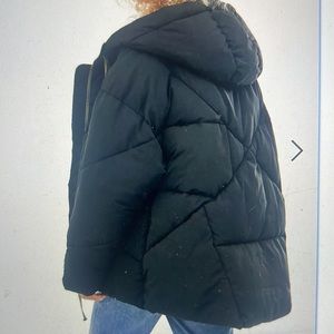 Free People Hailey padded hooded jacket. Bubble coat very warm, cozy and stylish
